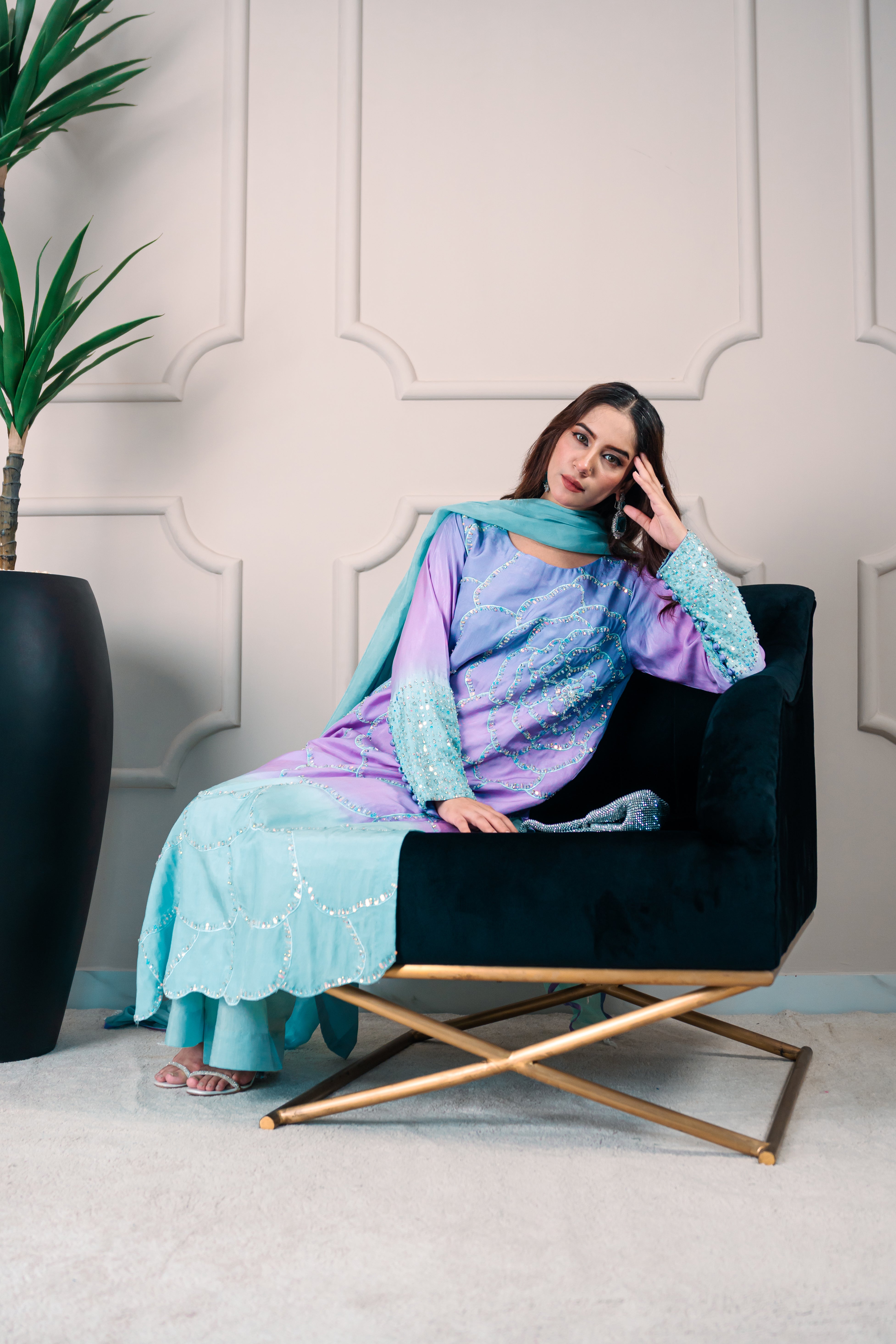 Laleh 3 piece stiched