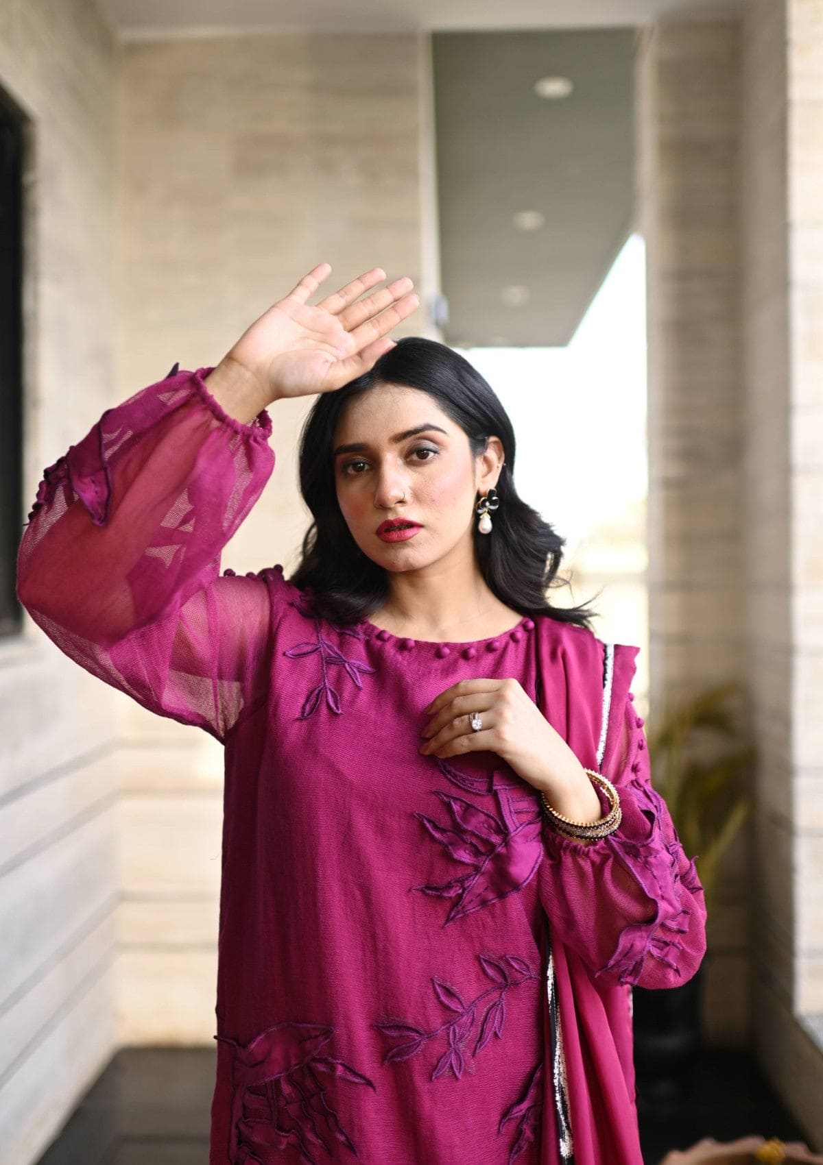 Article: 007