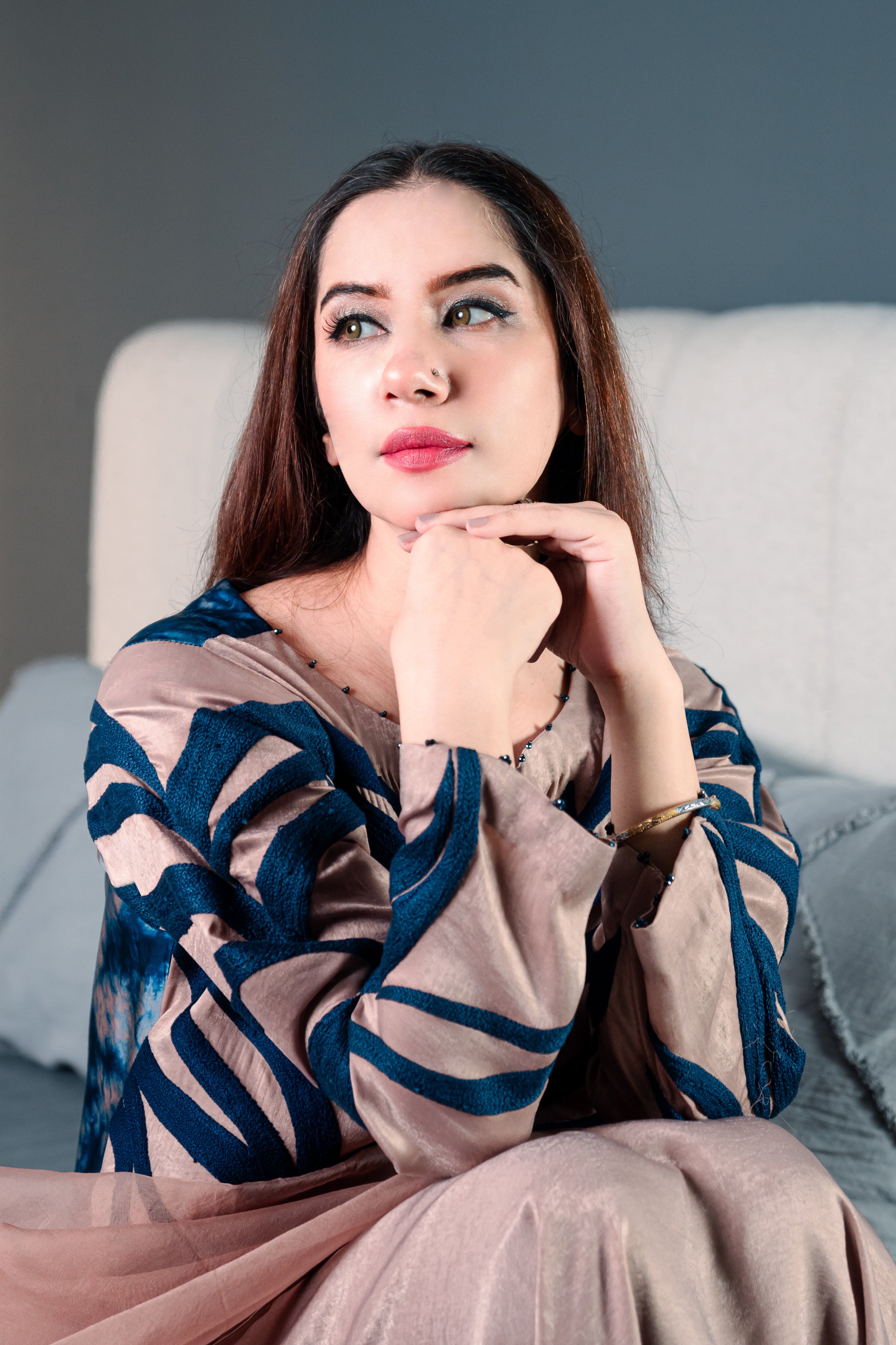 Alara 3 piece stiched